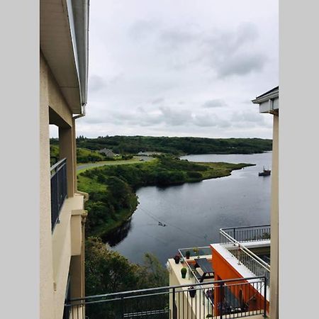 Apartment 4, Clifden Bay Apartments Екстериор снимка
