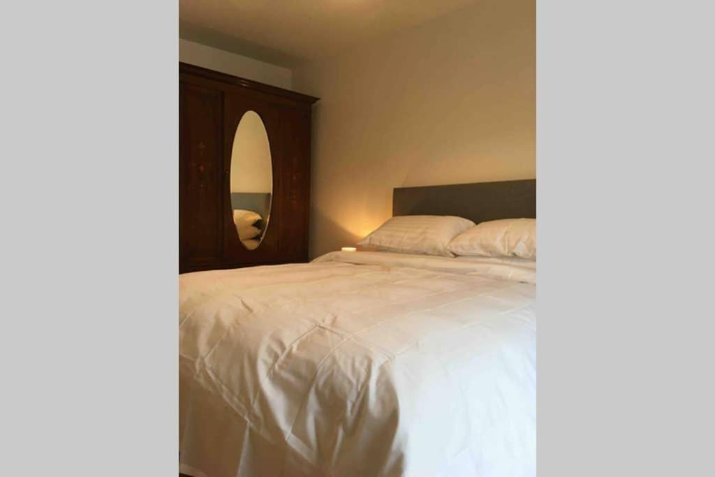 Apartment 4, Clifden Bay Apartments Екстериор снимка